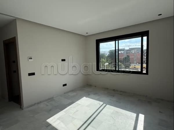 Studio premium à saisir