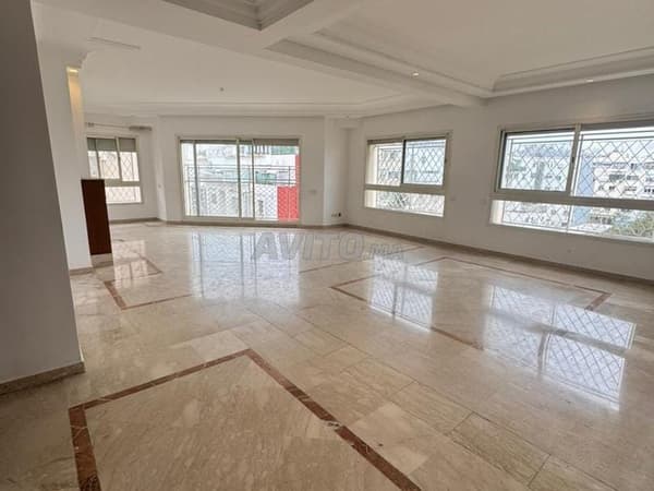 Location Appartement vide 3ch Les princesses