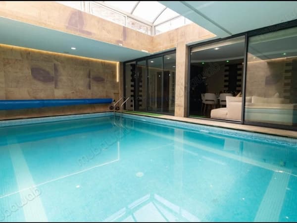 Magnifique Villa à louer vide ou meublé Aindiab avec piscine couverte