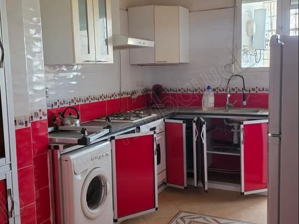 Appartement à vendre à Meknès, Al-Basatin près de la station de taxis grandes rue…