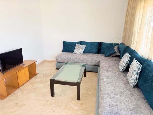 Rent this apartment in Mers Sultan. 70 m² surface