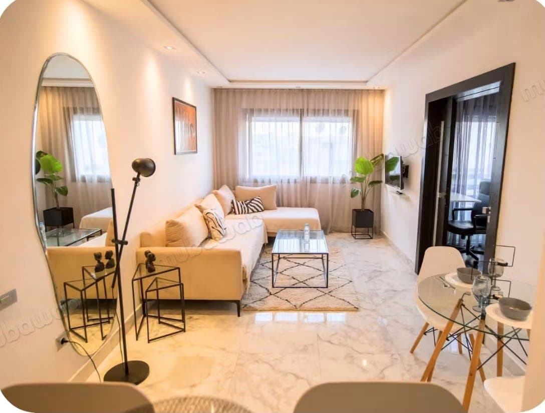 Sauberes möbliertes Studio mit 44 m² und Balkon in Gauthier