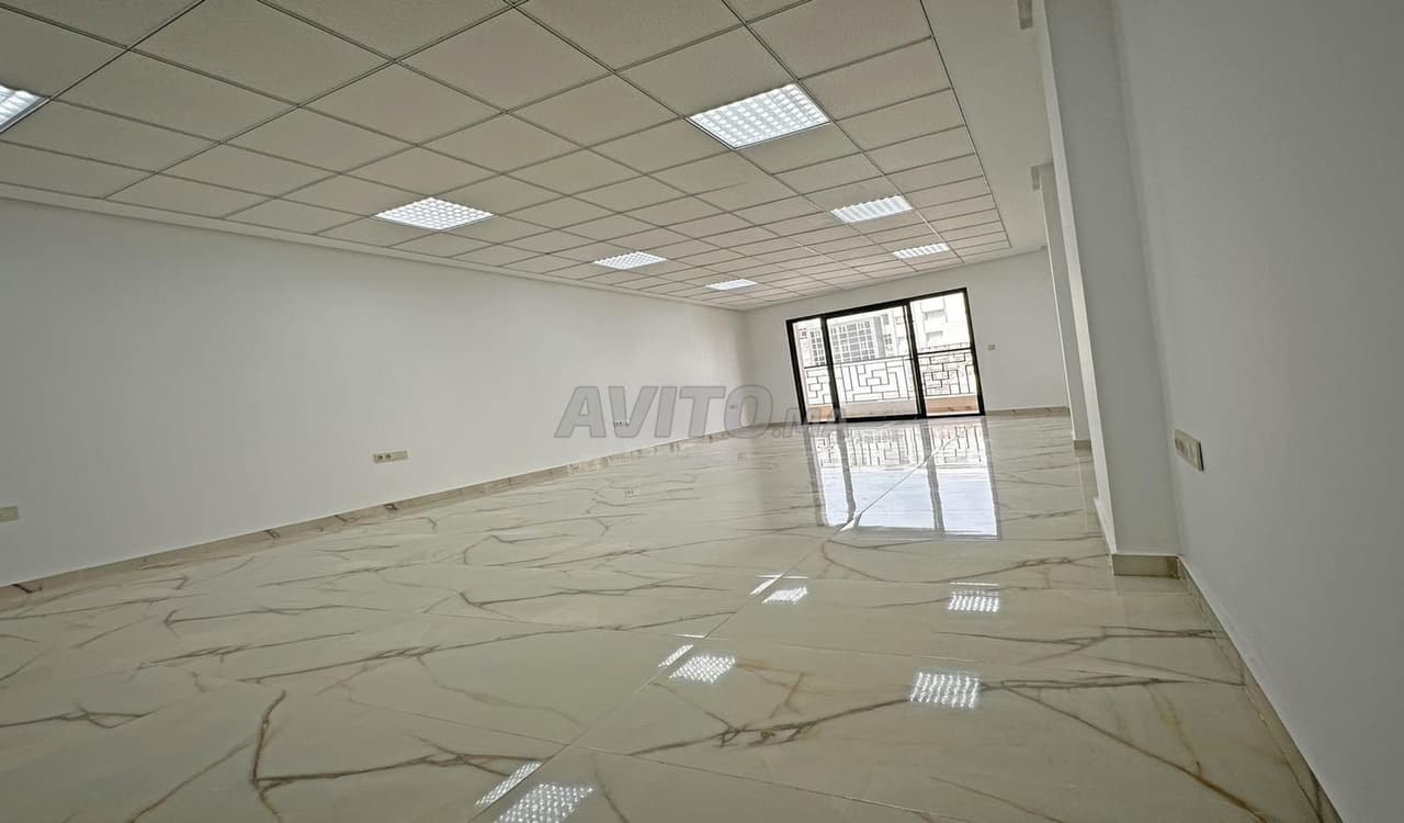 Plateau bureau à louer de 65 m Hamria 1er étage
