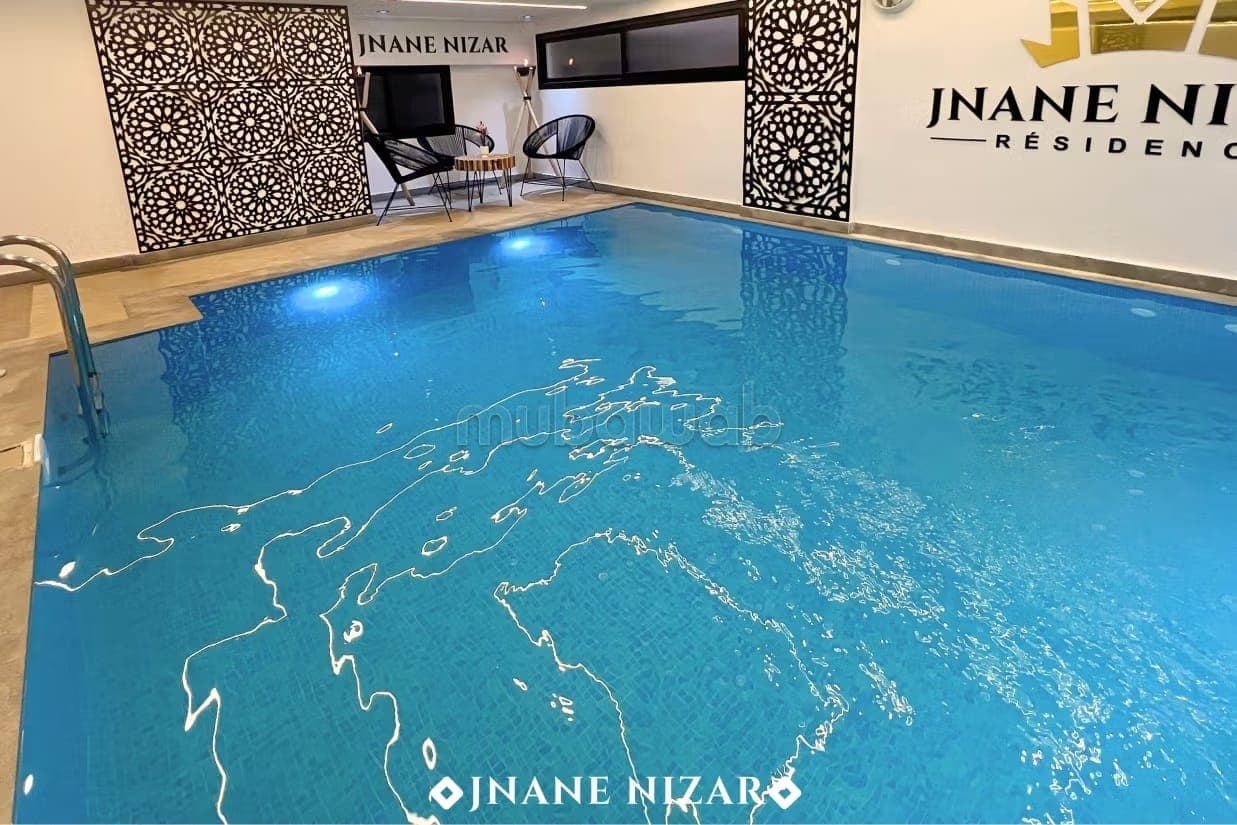 New Apartment 154 m² with Large Terrace