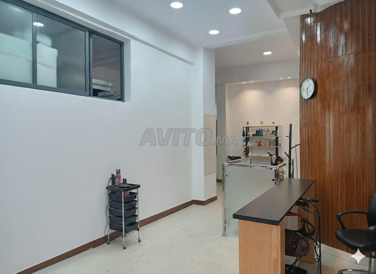 Magasin aménagé au quartier 2mars 100m2