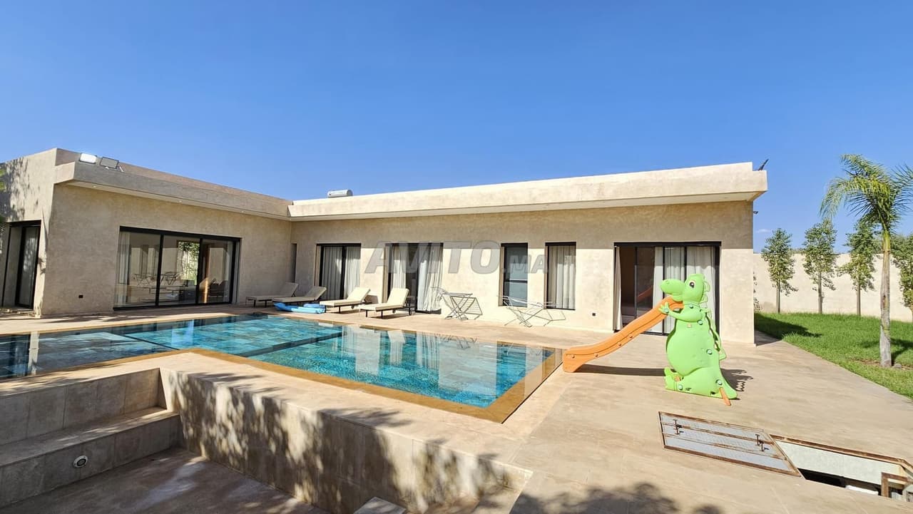 Beautiful villa for sale in Marrakech.