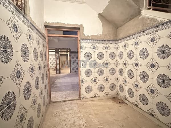 رياض للبيع 10 غرف 117 م2 العروس