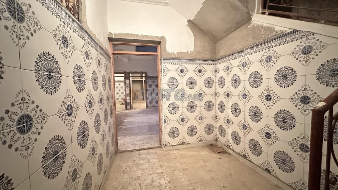 رياض للبيع 10 غرف 117 م2 العروس