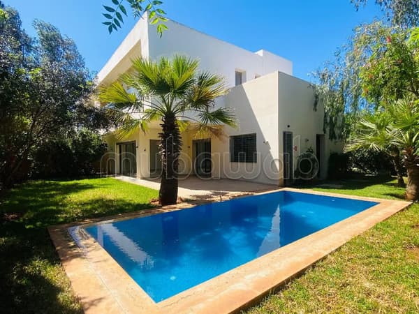 Luxe villa te huur in Ain Diab, Sindibad, 4 slaapkamers personeelskamer