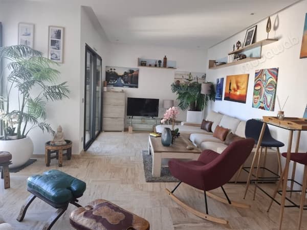 Beautiful studio next to US Embassy for rent CFC
