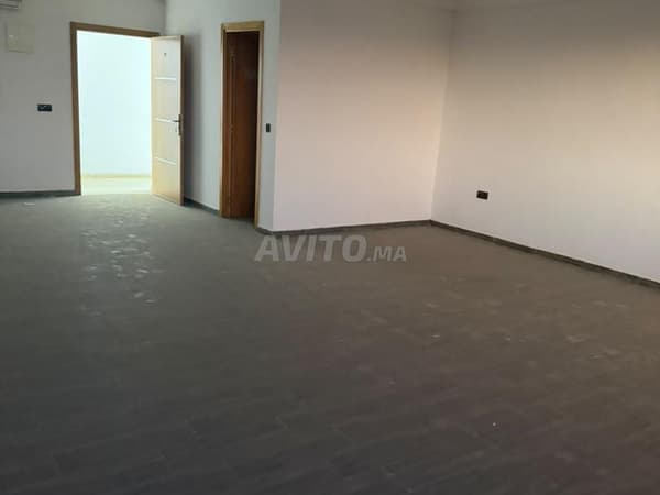 Bureau 45 m2 à louer Route de Casablanca