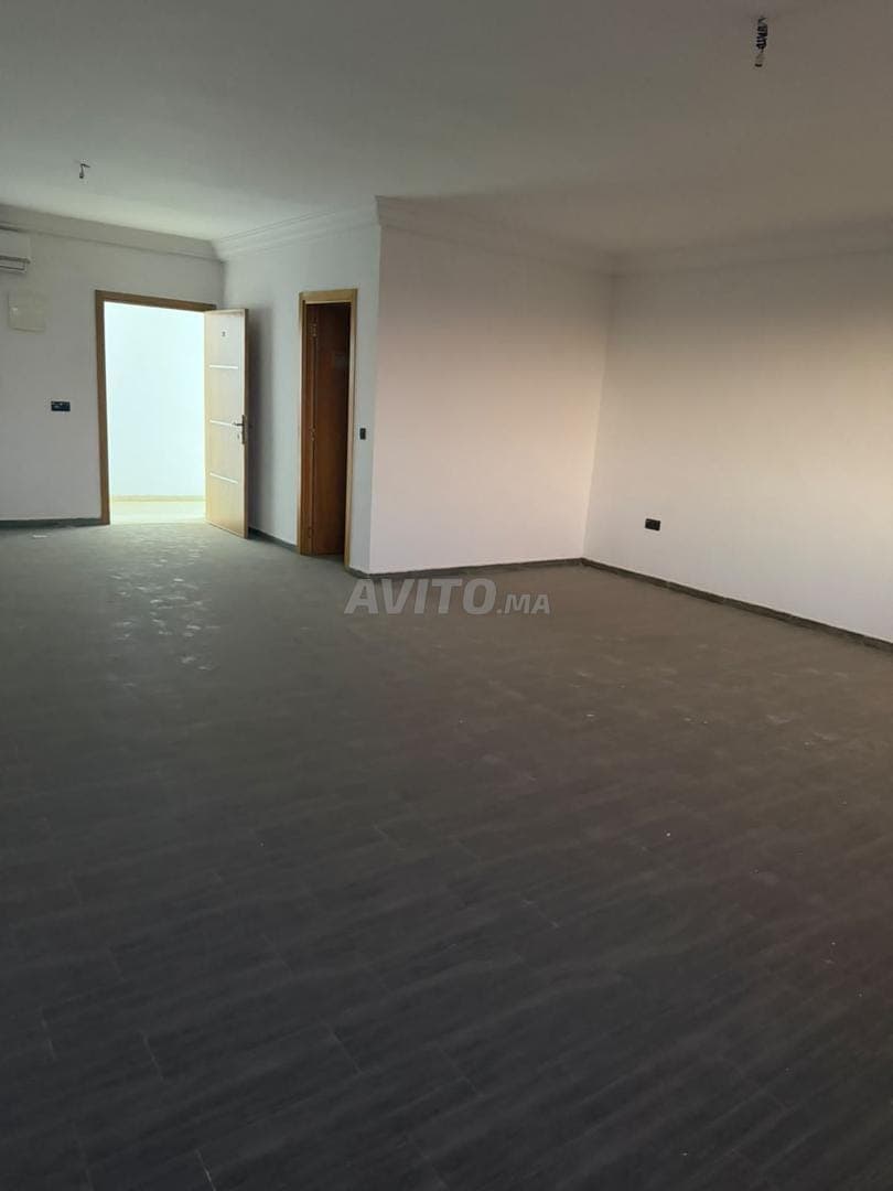Bureau 45 m2 à louer Route de Casablanca