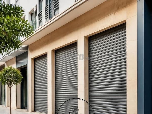 Local commercial sur grand avenue