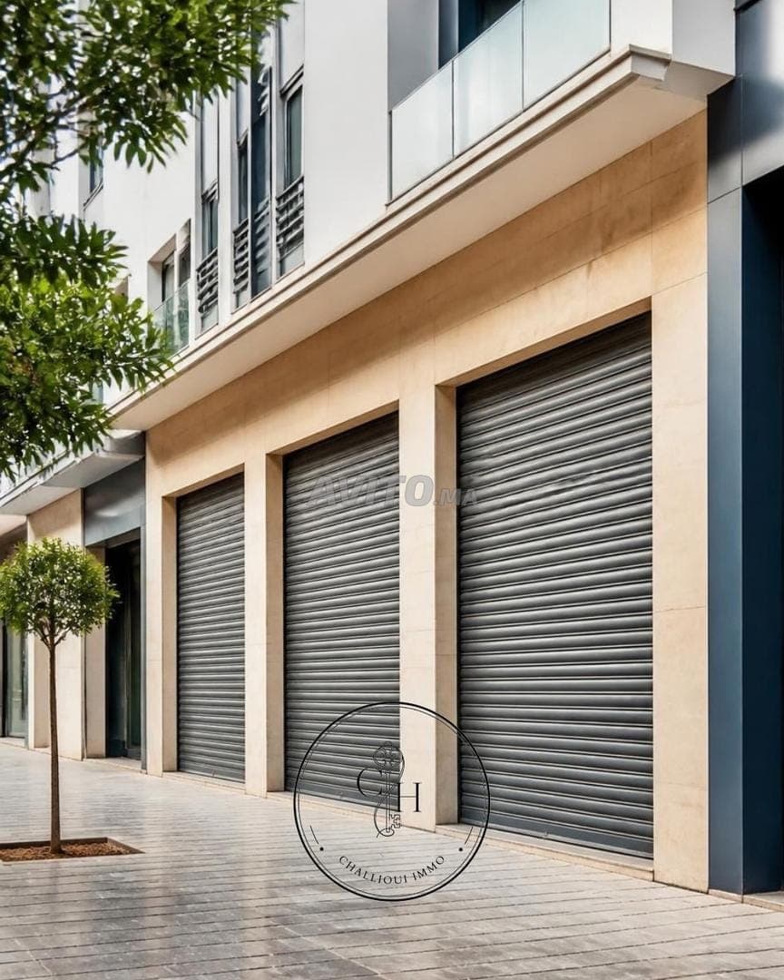 Local commercial sur grand avenue