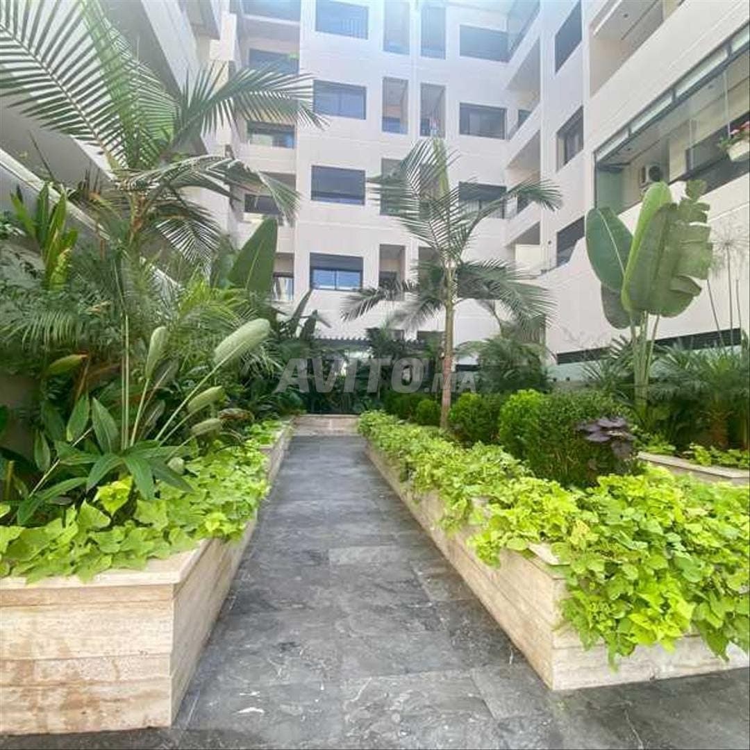 215139-Appt à louer à 10000DH à Ain Sebaa