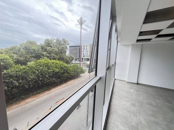 Bureaux 88 m² à louer à Casablanca Facultes - Route D'El Jadida