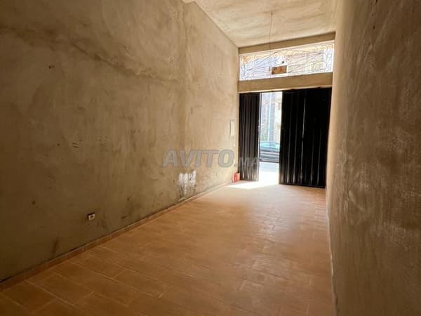 Winkelruimte te huur voor handel of opslag 24m2