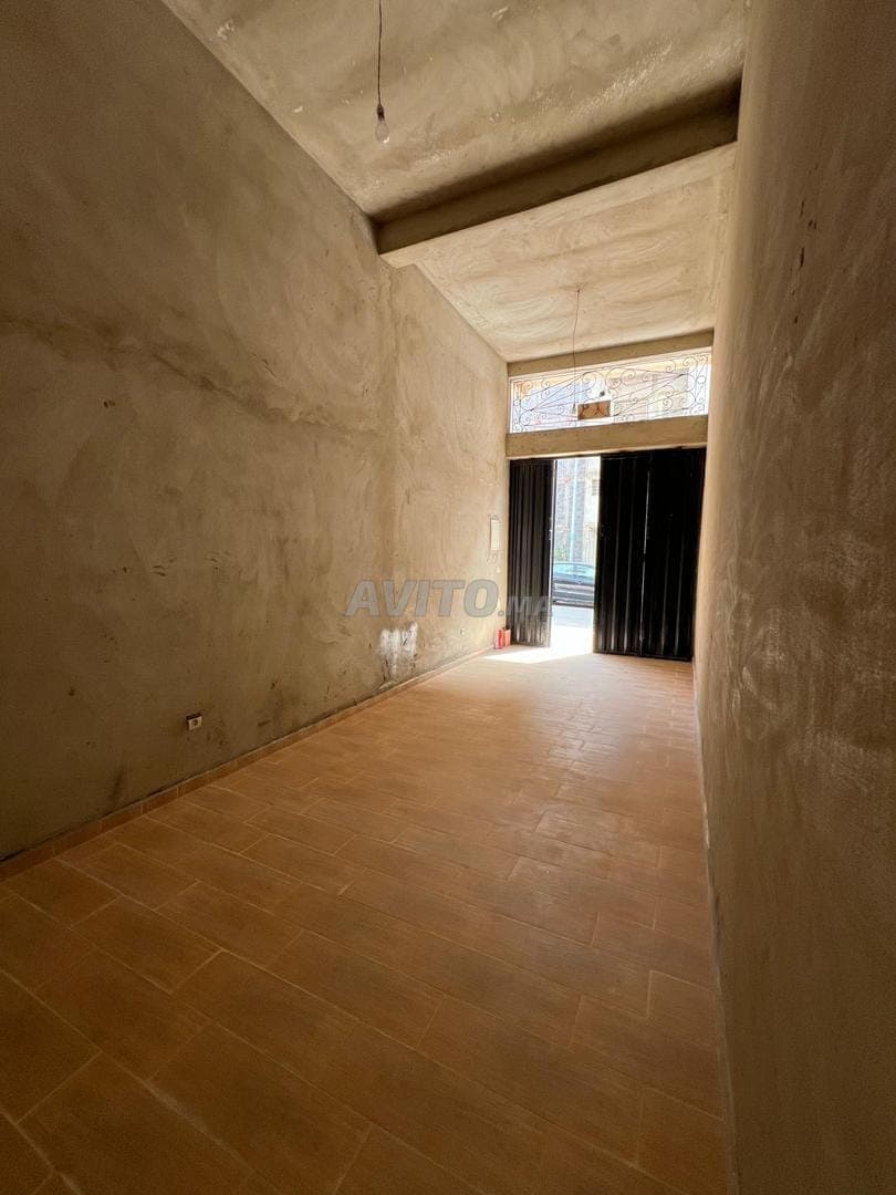 Magasin à louer pour commerce ou dépôt 24m2