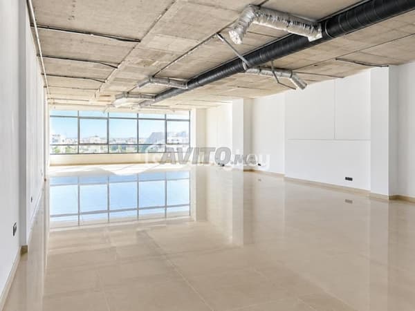 Bureau de 275 m² à Tanger