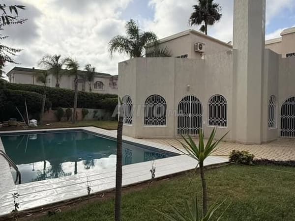 Villa d'exception A LOUER à Hay Riad