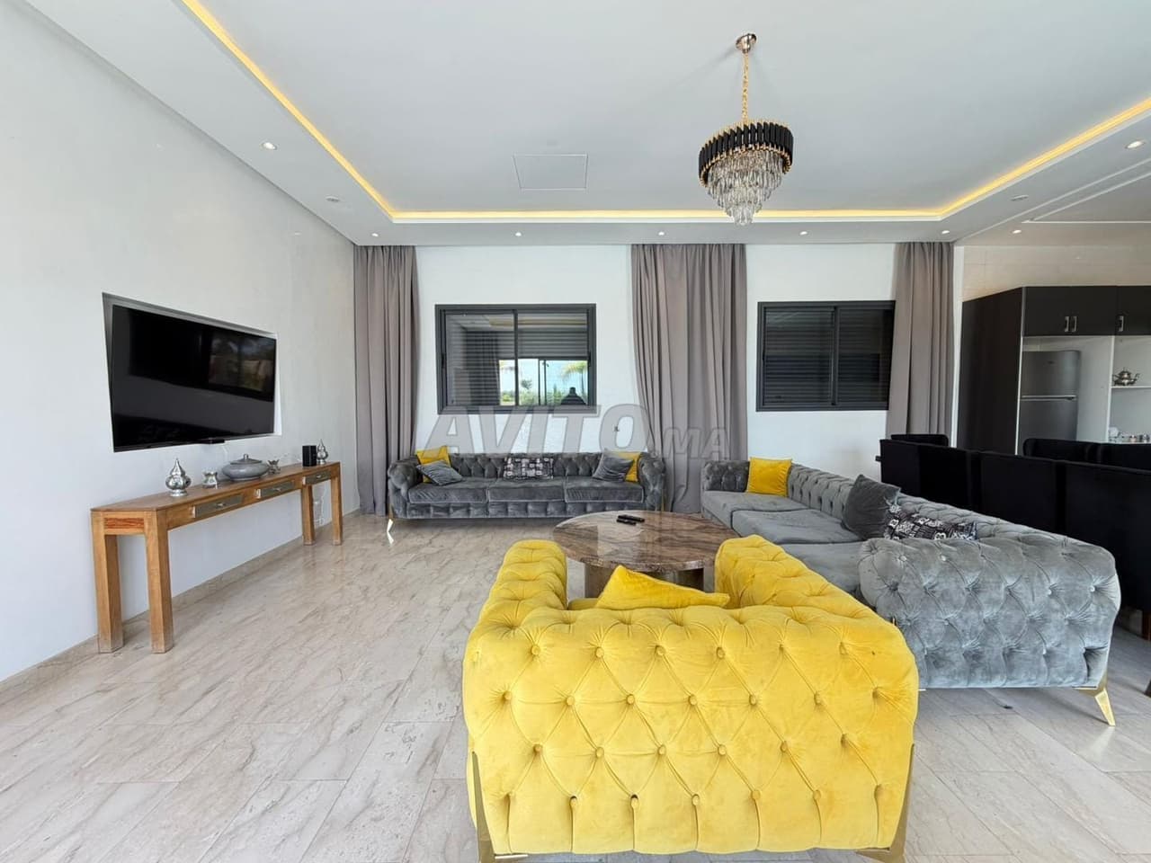 Villa 1500 m² with swimming pool on Route de ouarzazate
