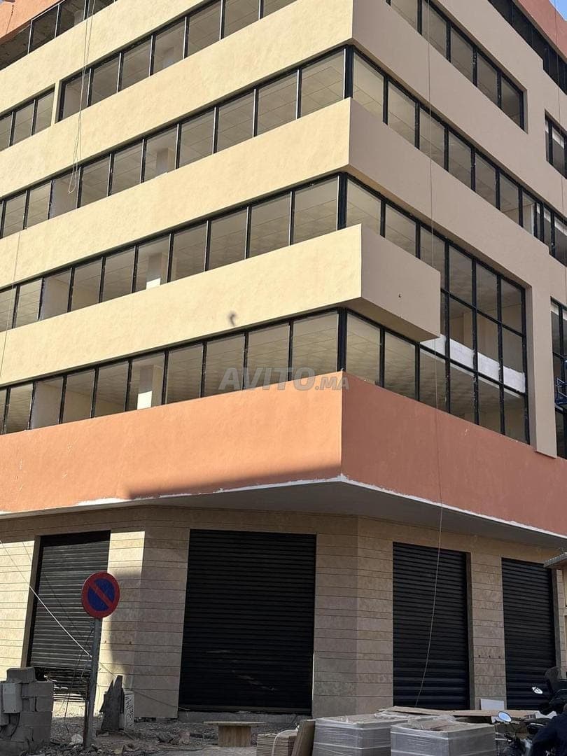 Bureau 57 m² loué –en face Mac do