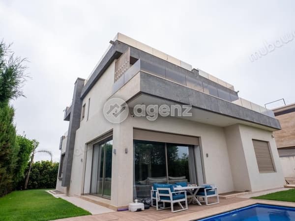 Villa for sale 605 m², 5 bedrooms Route d'Azzemmour Dar Bouazza
