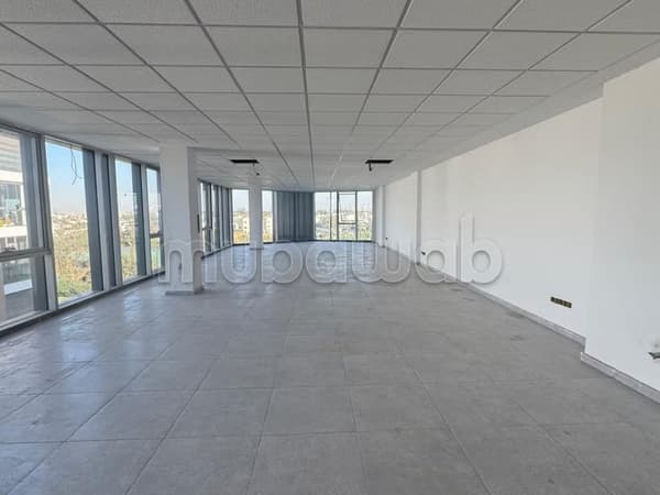 Bureau Prime 106 M² Neuf En Vente Sur L'Oasis