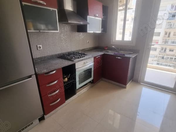 Appartement merveilleux à louer dans le quartier Mohammedi. 2 pièces. Salon marocain…