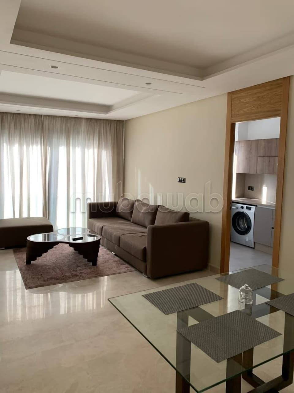 Huur dit appartement in Les princesses. Totale oppervlakte 98 m². Volledig gemeubileerd