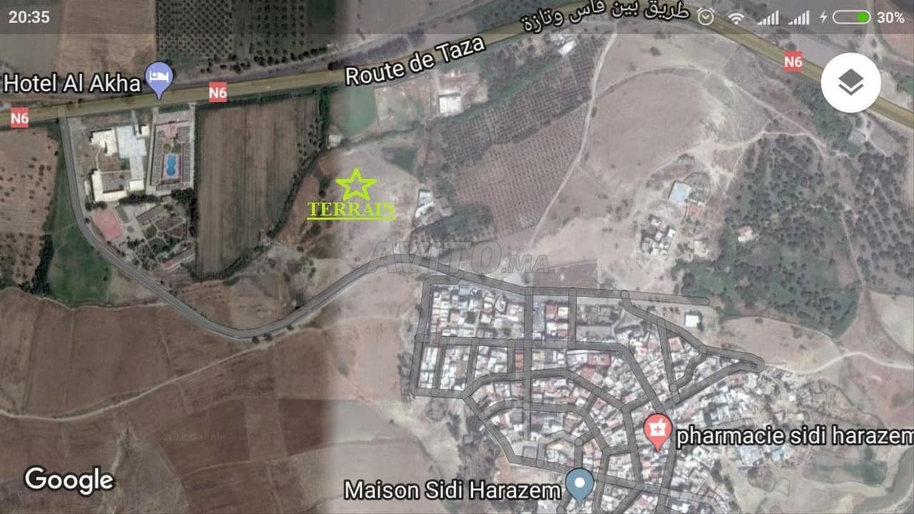 أرض بمساحة 25000 م² بفاس