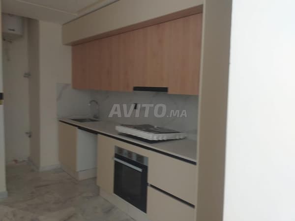 Apartamento nuevo con 2 baños en Abdelmoumen