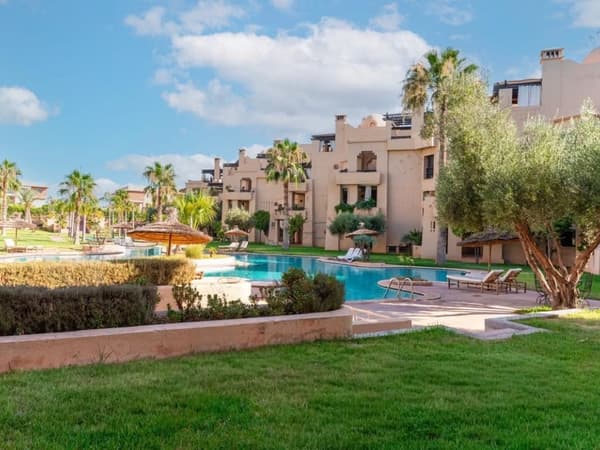Rez de Jardin avec Terrasse sur Piscine