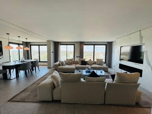 Studio meublé à CFC
