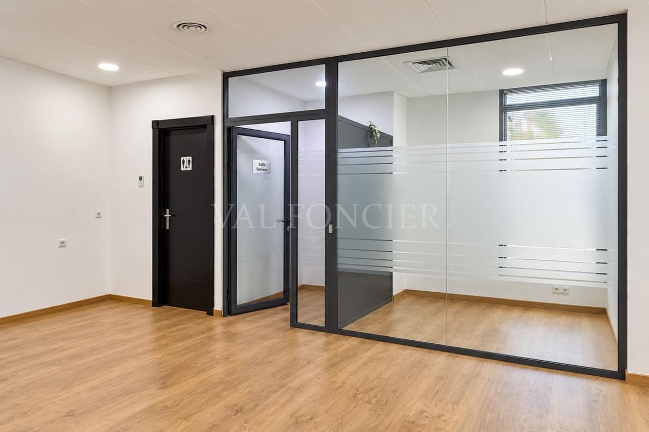 Location Bureau 71m2 avec place de garage Bd Abdelmoumen, Casablanca