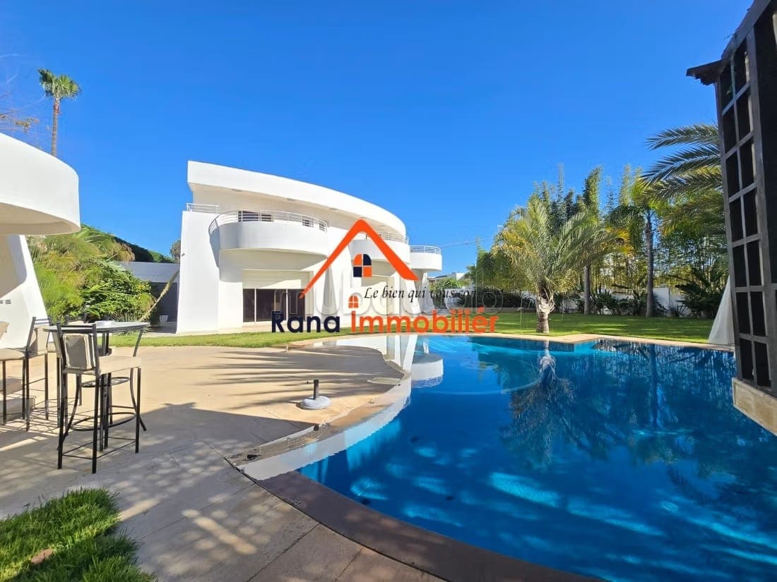 Villa meublée à louer sur Souissi