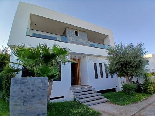 SOMPTUEUSE VILLA DE LUXE À RABAT