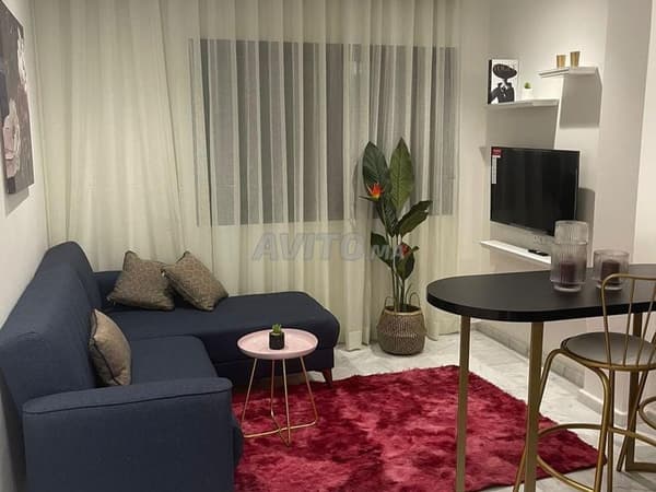 STUDIO MEUBLÉ À LOUER QUARTIER MAARIF