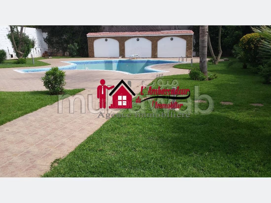 Villa van 1500 m2 in Californie