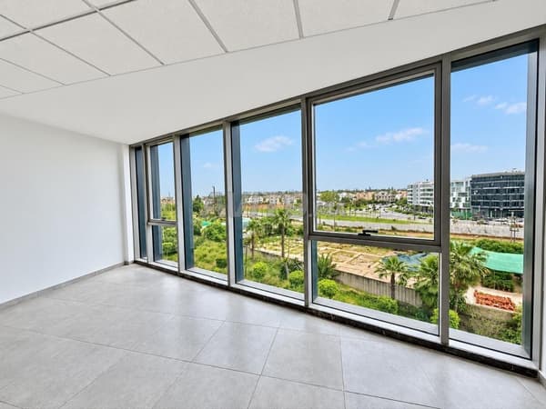 PLATEAU DE BUREAU NEUF 73M OASIS