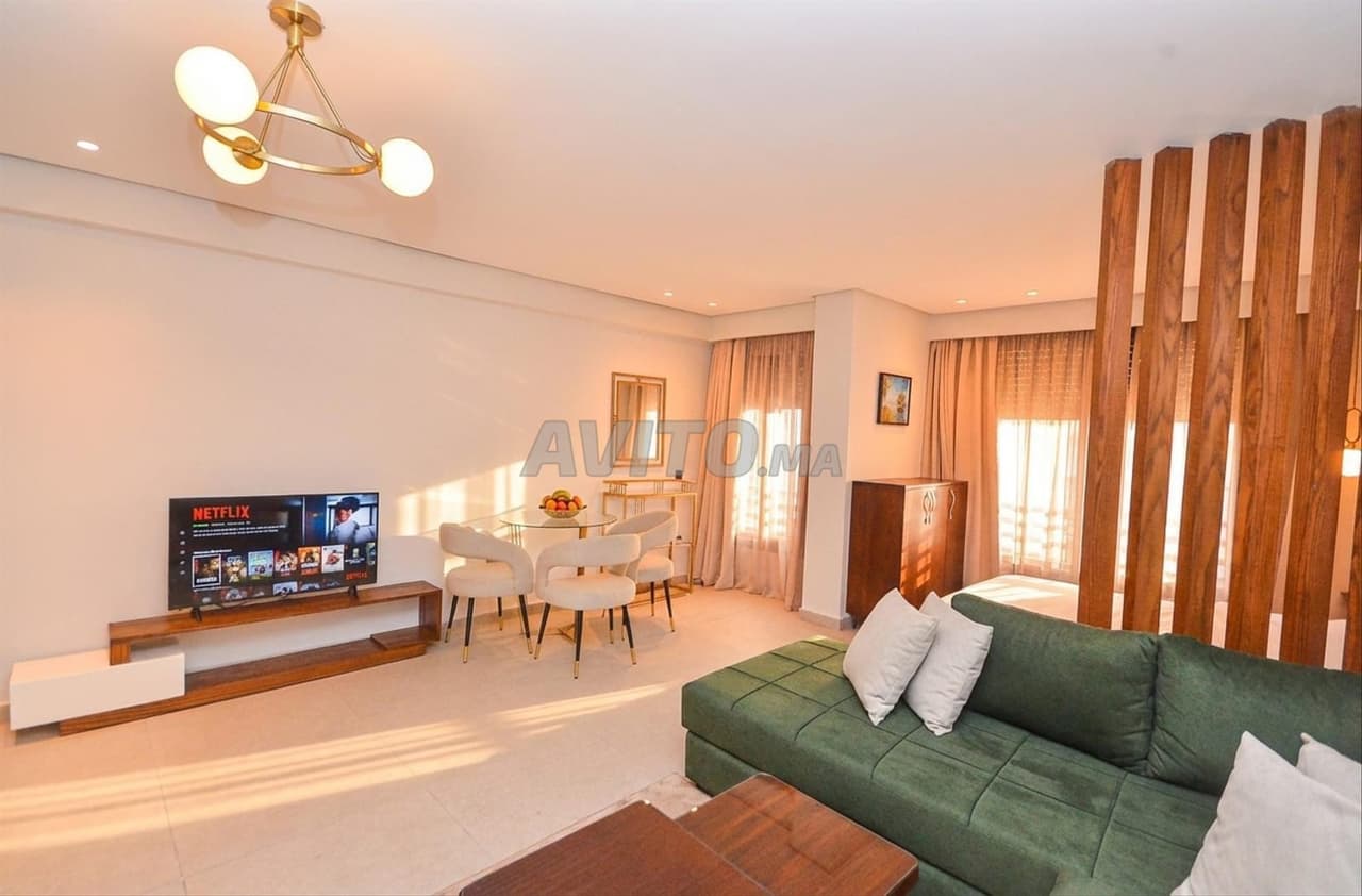 STUDIO 01 - المعاريف · 1 050 000 درهم