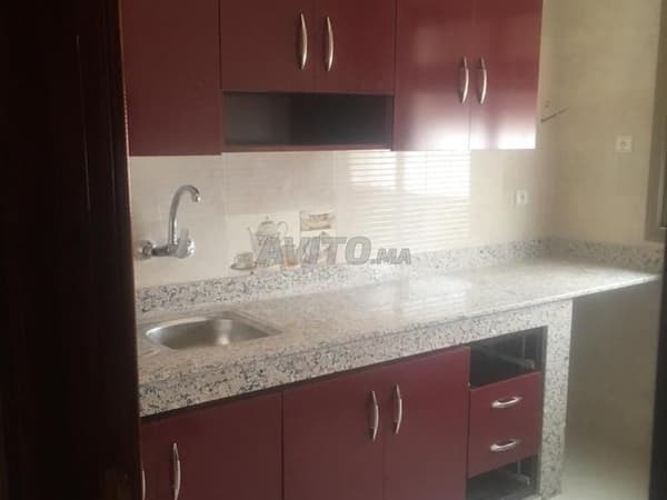 Appartement vide à louer à hay tilila