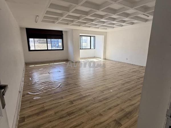 Offices 150m2 Belvédère Casa