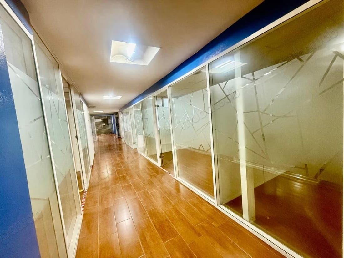 Commerciële ruimte van 329 m² Quartier des Hopitaux
