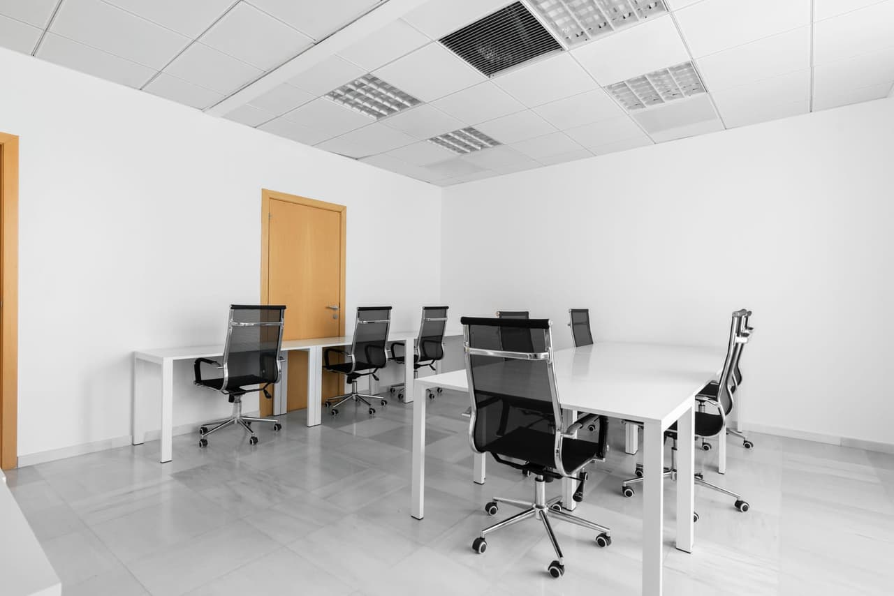Grand bureau à louer – Regus Mohammedia, Fdala Business Center