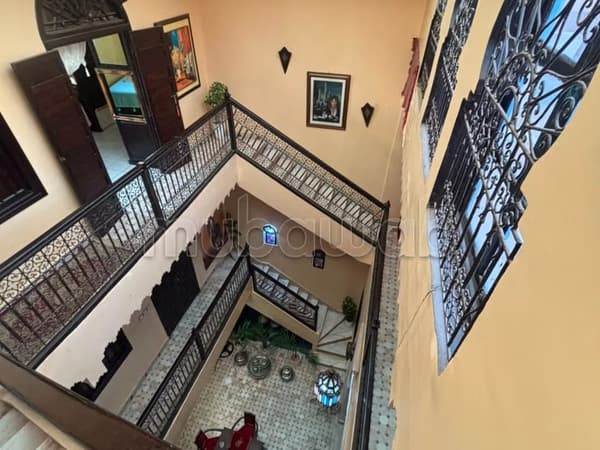 Riad for sale in Ennakhil Palmeraie. Total surface 74 m². Typical Moroccan living room…