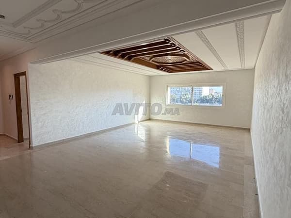 High-end 139 m² apartment for sale