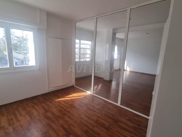 Bureau 70 m² Sans Vis-à-Vis Lumineux - Zerktouni