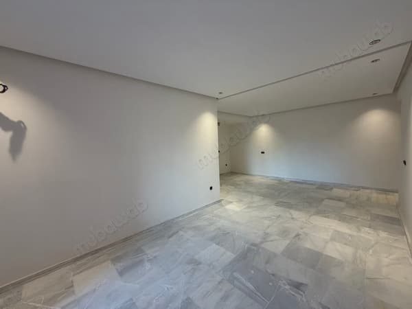 Centre Gueliz, studios en phase de finition livrables dans 1 mois, avec piscine…