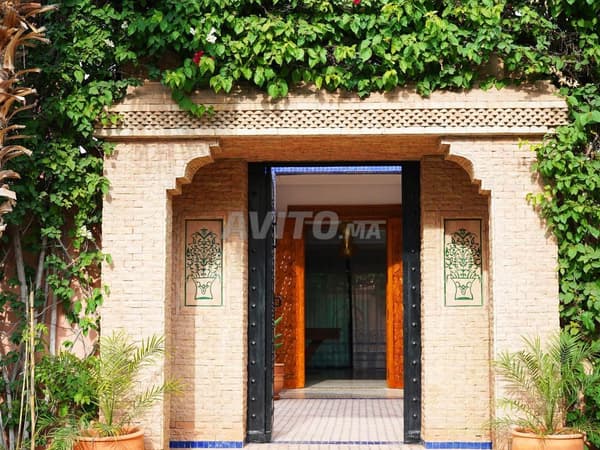 villa à louer piscine 6 chambre meublée à targa